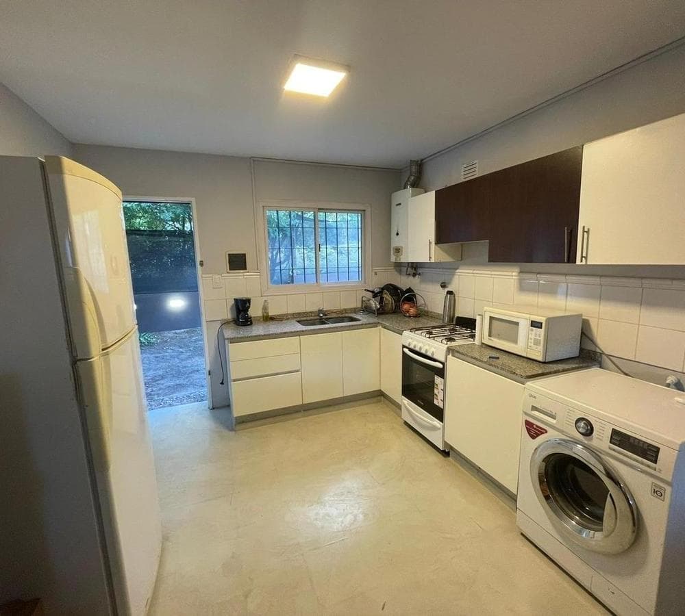 HOUSE FOR SALE: 3 BEDROOMS, VILLA RIVERA, INDARTE—QUALIFIES FOR A LOAN