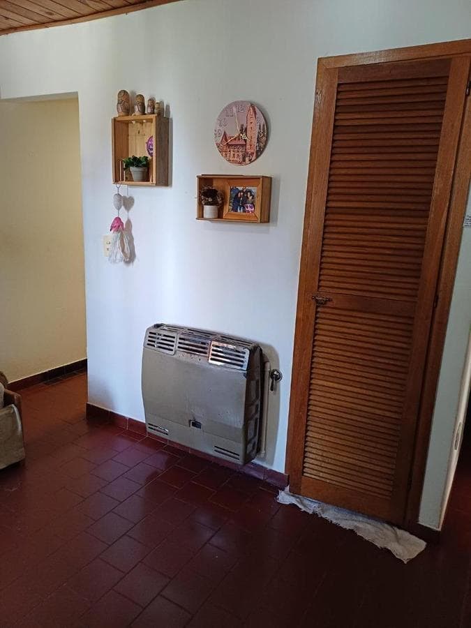 House for Sale: 400 Homes