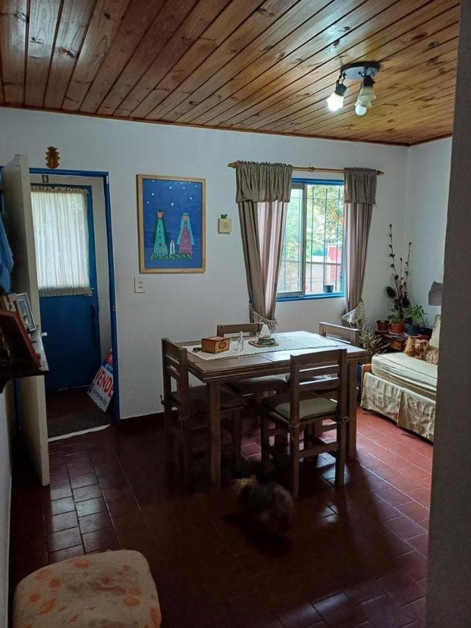 House for Sale: 400 Homes