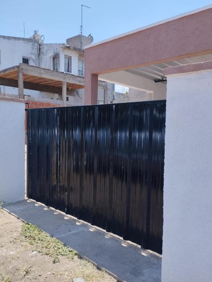 BRAND-NEW HOUSE FOR SALE IN VALLE DE ANISACATE