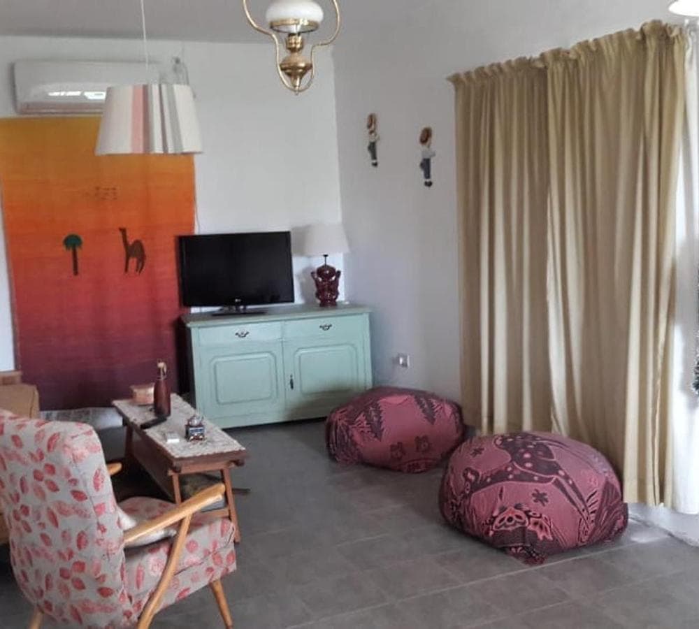 House with a Pool in Estancia Vieja