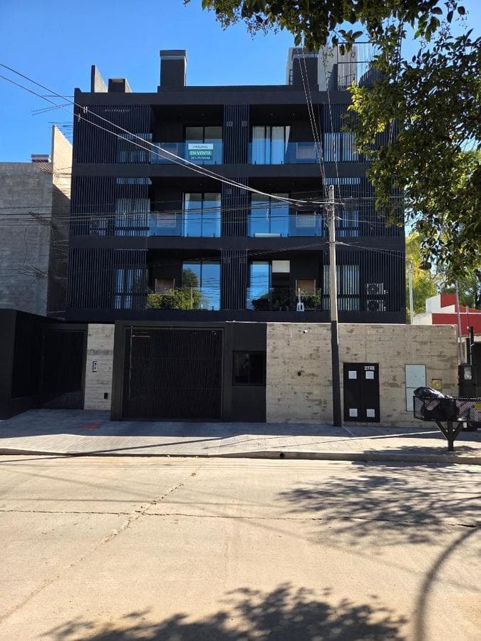 1-BEDROOM APARTMENT IN THE JARDIN NEIGHBORHOOD