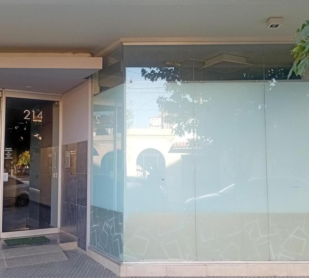 1-BEDROOM APARTMENT WITH BALCONY FOR SALE IN THE GENERAL PAZ NEIGHBORHOOD