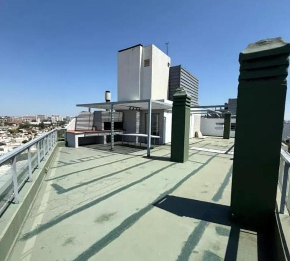 1-BEDROOM APARTMENT WITH BALCONY FOR SALE IN THE GENERAL PAZ NEIGHBORHOOD