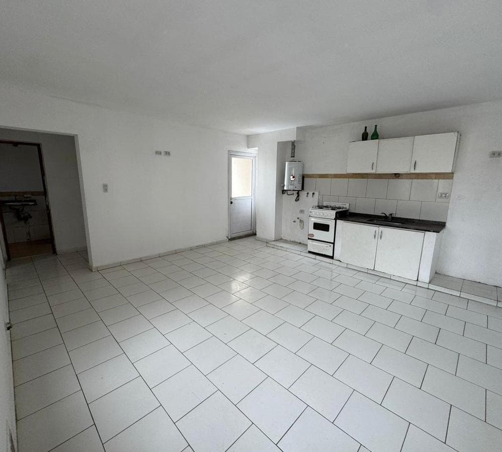 ONE-BEDROOM APARTMENT IN THE BURBUJA TRES COMPLEX IN CÓRDOBA