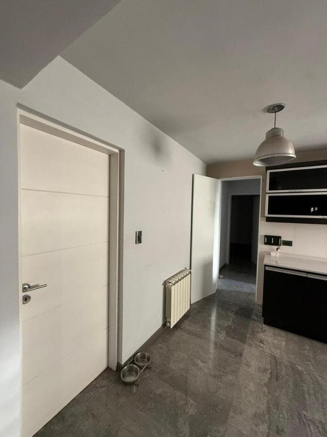HOUSE FOR SALE—TOP-QUALITY CONSTRUCTION AND MATERIALS