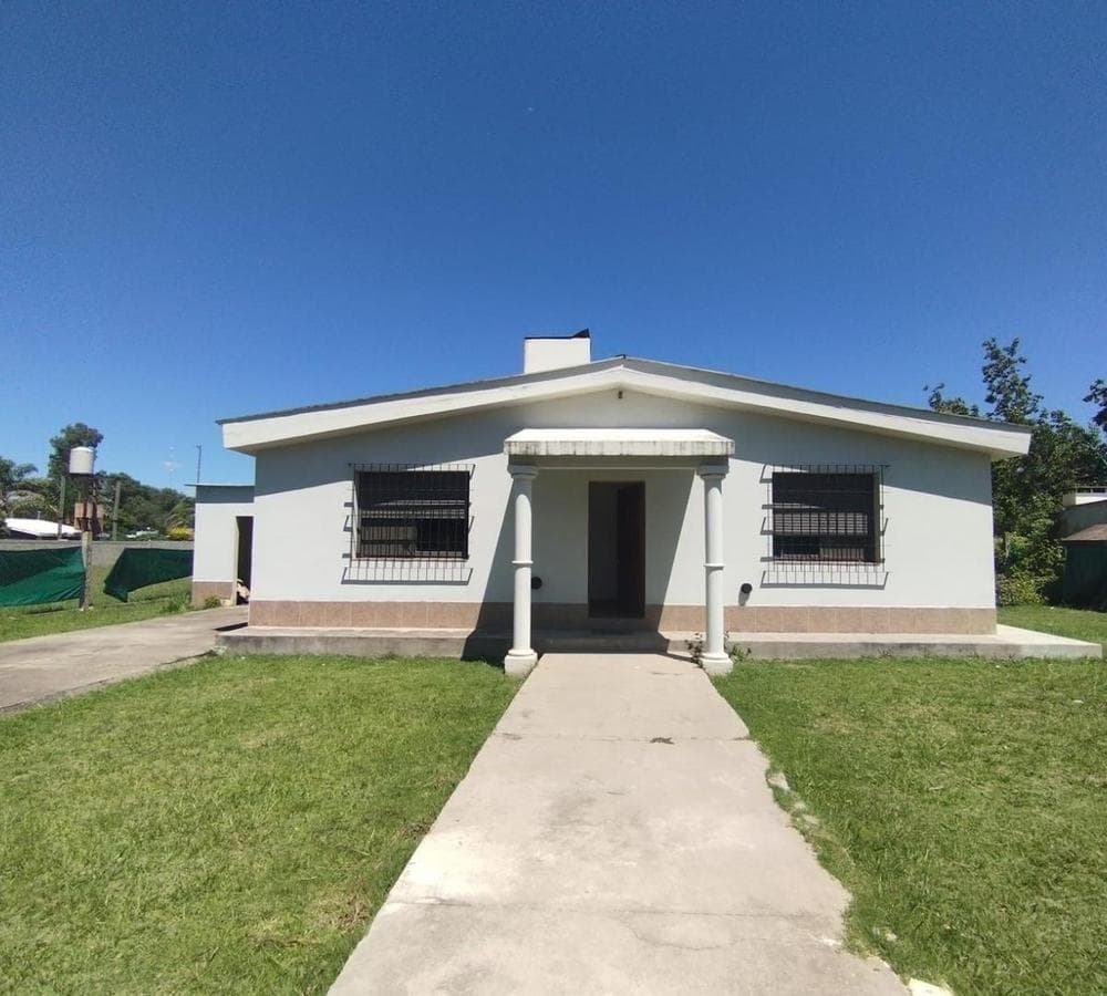 For Sale: Four-Bedroom House in Anisacate, Córdoba