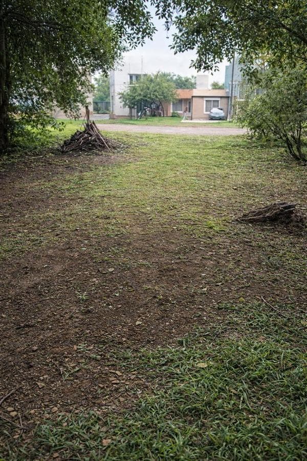 BEAUTIFUL LOT IN VILLA CATALINA, GATED COMMUNITY, 400 M²