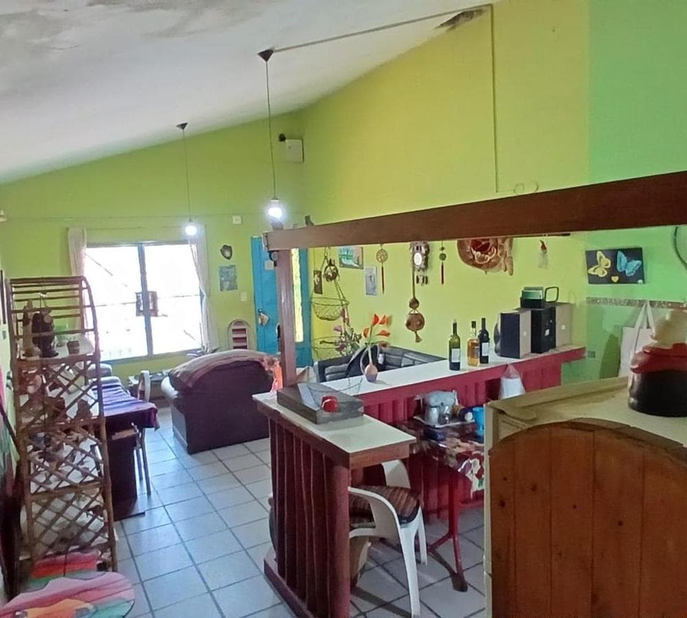 PH-STYLE HOUSE FACING THE RIVER IN THE EL FANTASIO NEIGHBORHOOD - GREAT INVESTMENT OPPORTUNITY
