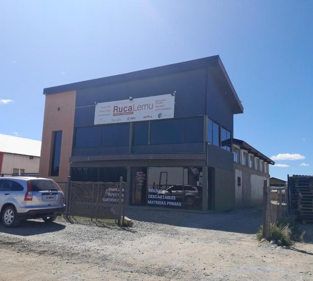 Warehouse for Sale in Dina Huapi