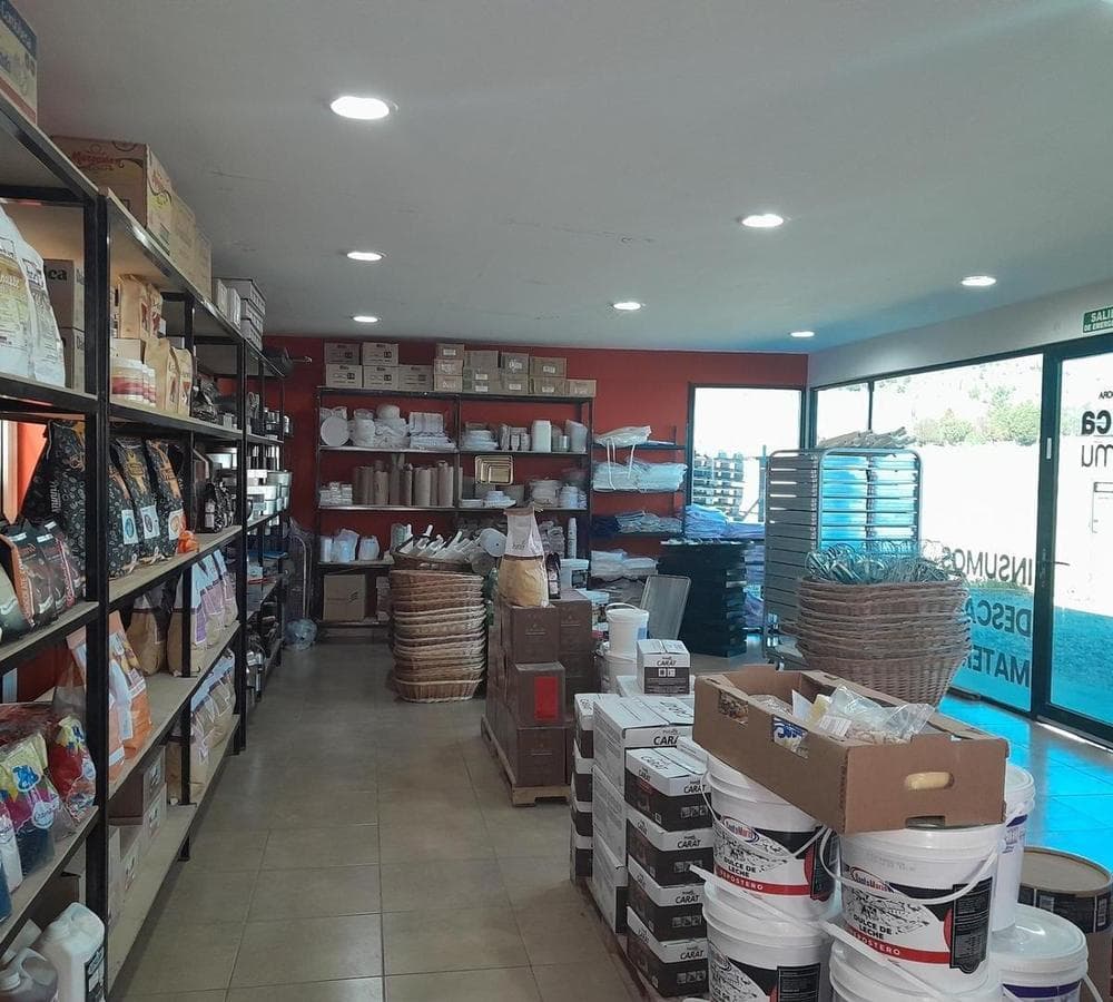 Warehouse for Sale in Dina Huapi