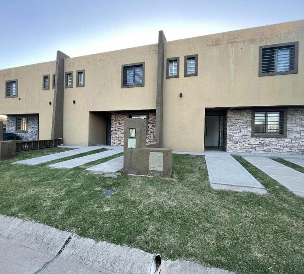 2-Bedroom, 2-Bathroom Duplex on Docta Boulevard, Phase 1