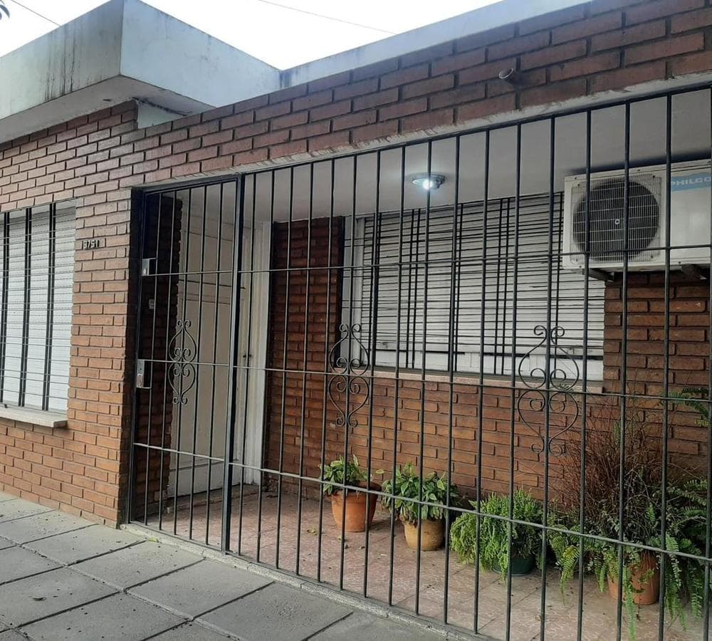 WAREHOUSE WITH A HOUSE AND APARTMENT