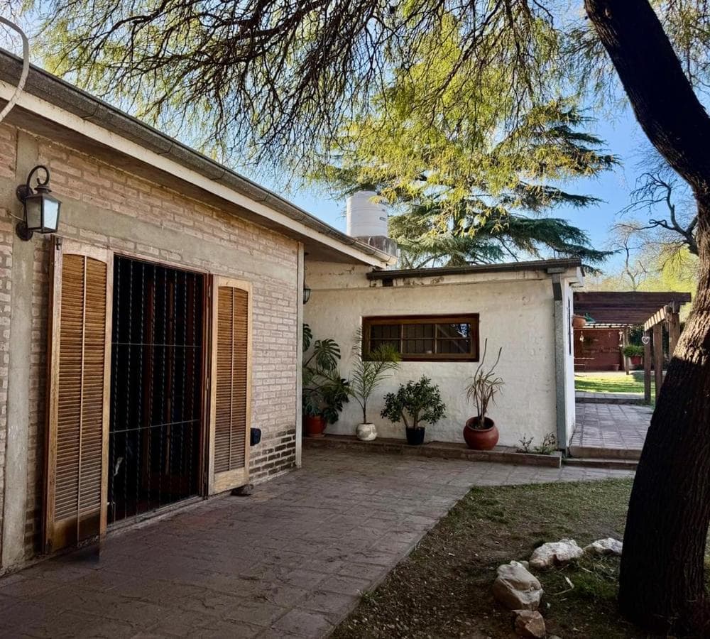 3-BEDROOM HOUSE IN VILLA RIVERA, INDARTE