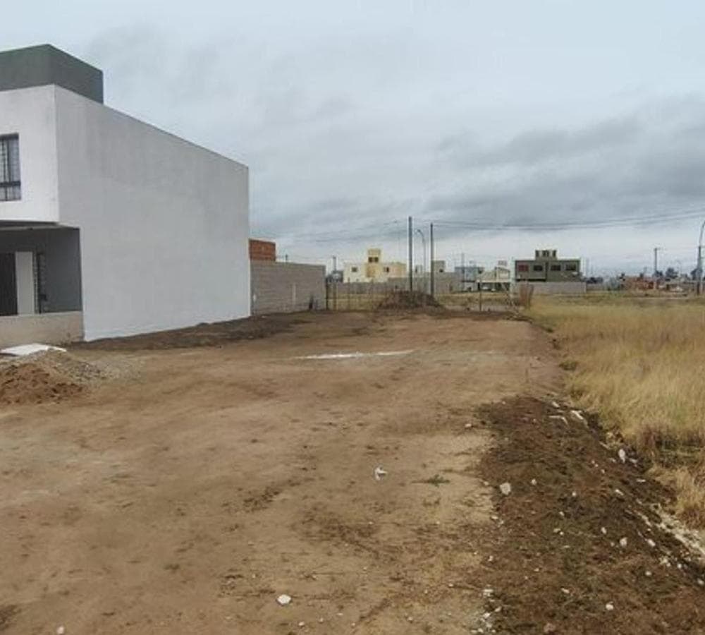 Lot for Sale in Valle Cercano