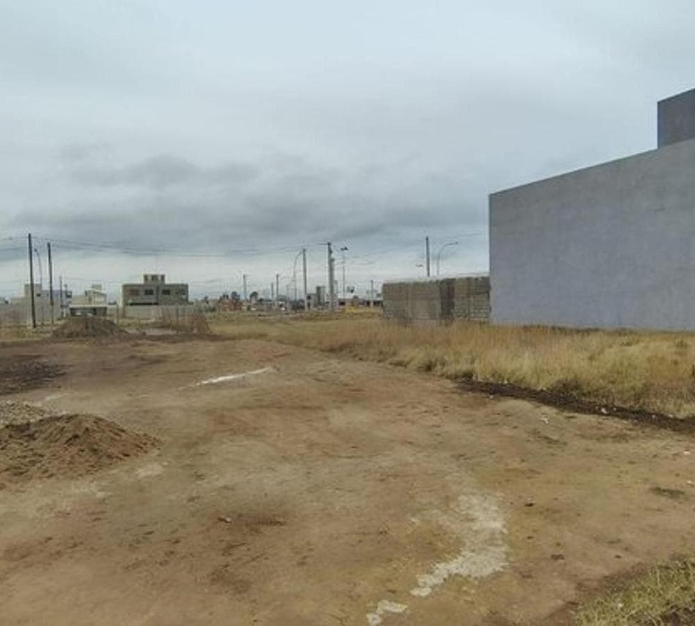 Lot for Sale in Valle Cercano