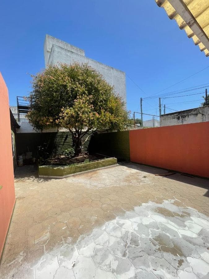 3-BEDROOM HOUSE FOR SALE IN ALTO ALBERDI