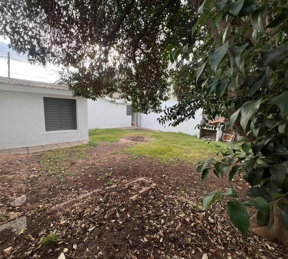HOUSE FOR SALE NEAR ROUTE 20, TWO BEDROOMS