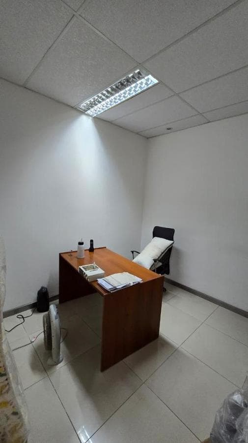 Warehouse and Commercial Office for Sale in the Villa Allende Industrial Park
