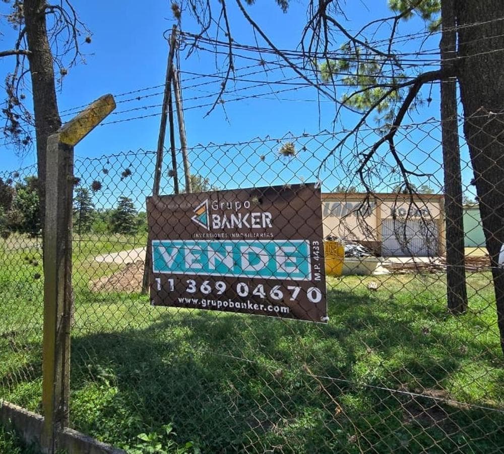 Warehouse and Commercial Office for Sale in the Villa Allende Industrial Park