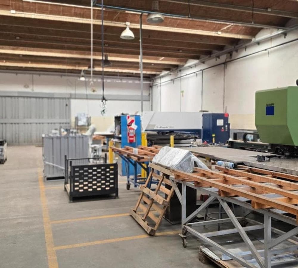 Warehouse and Commercial Office for Sale in the Villa Allende Industrial Park