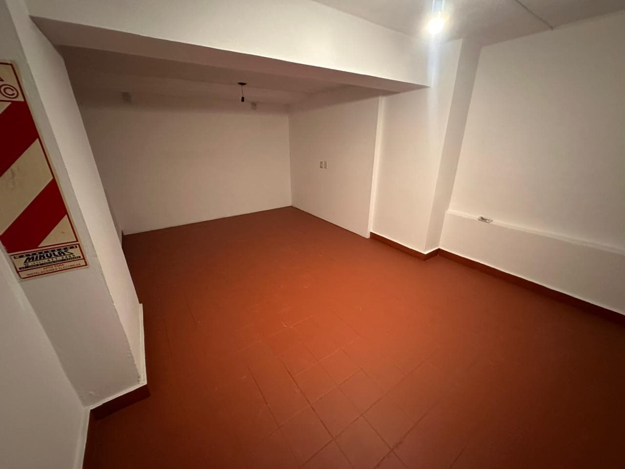 114 m² Office/Clinic on the Ground Floor with a Separate Entrance