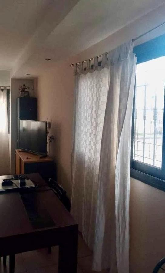 LARGE CORNER HOUSE FOR SALE – SAN PABLO NEIGHBORHOOD
