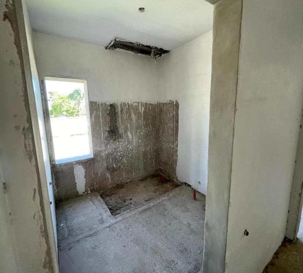 House for sale under construction, Cerro de las Rosas