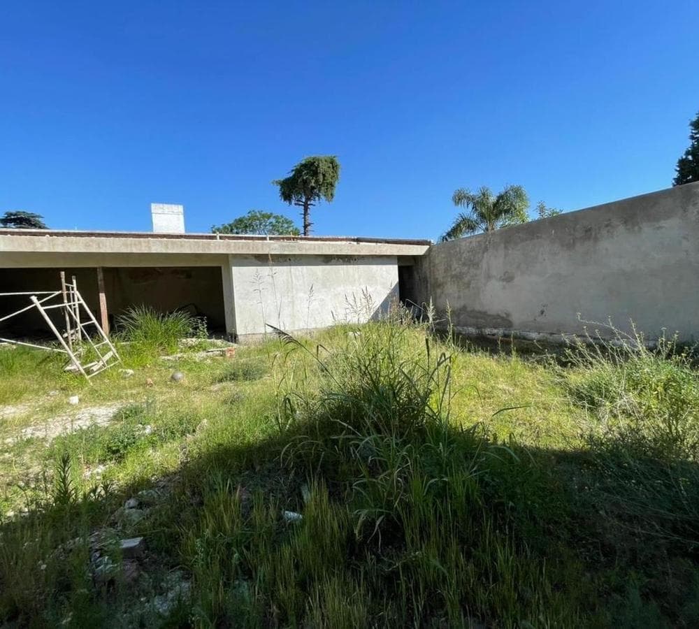 House for sale under construction, Cerro de las Rosas