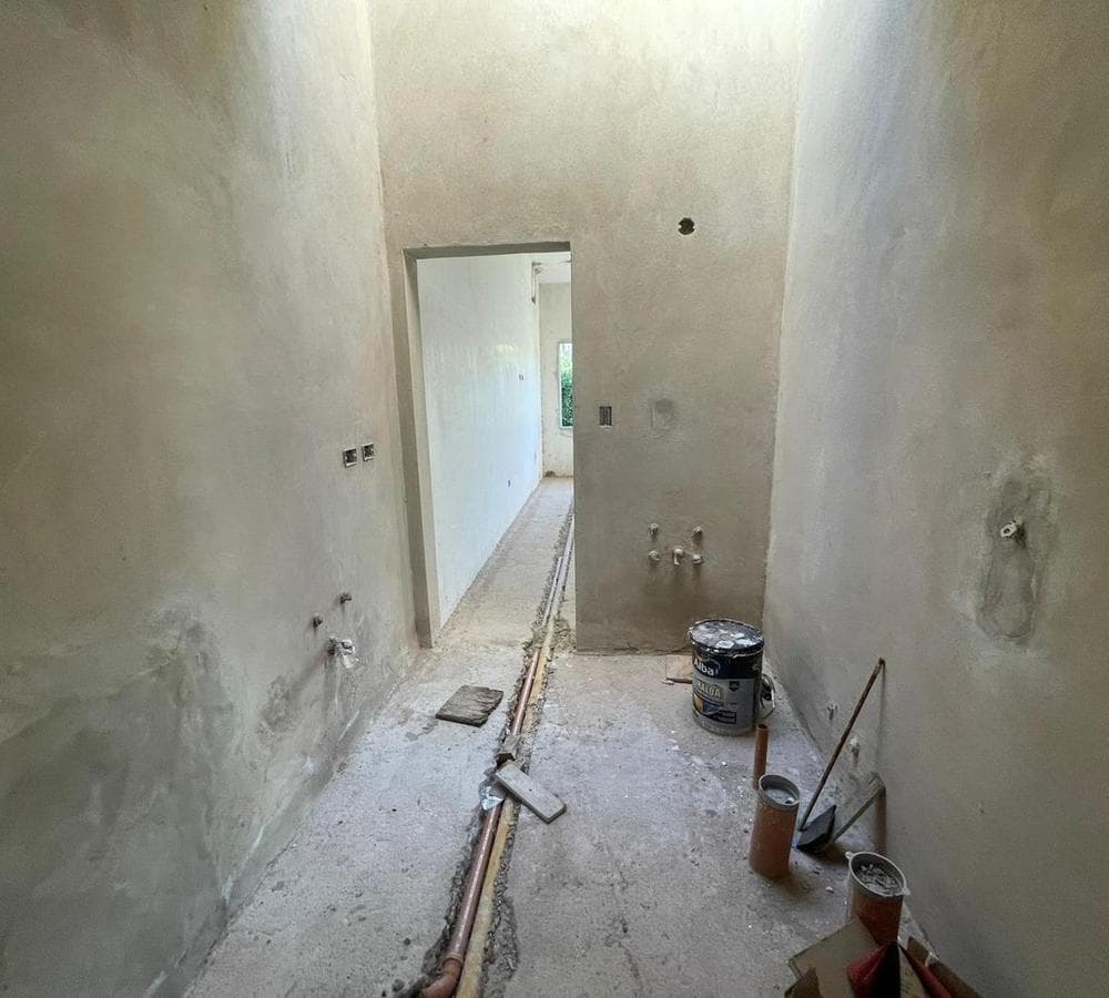 House for sale under construction, Cerro de las Rosas