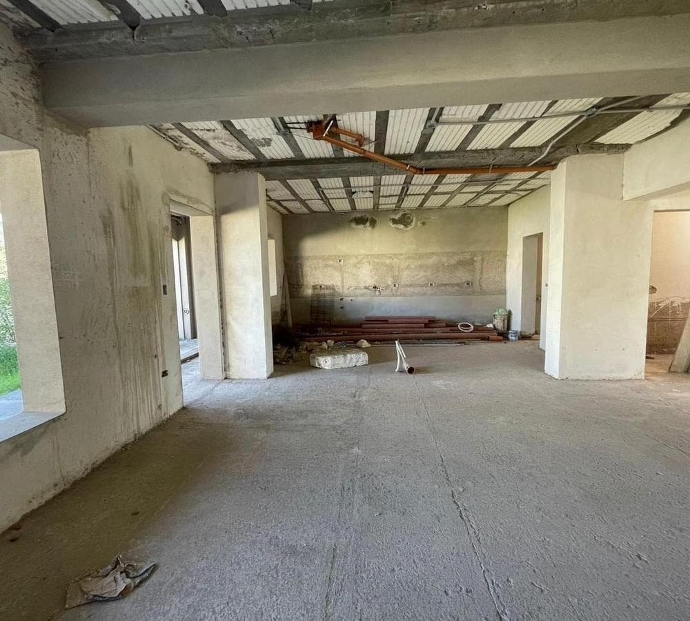 House for sale under construction, Cerro de las Rosas
