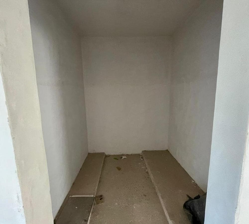 House for sale under construction, Cerro de las Rosas