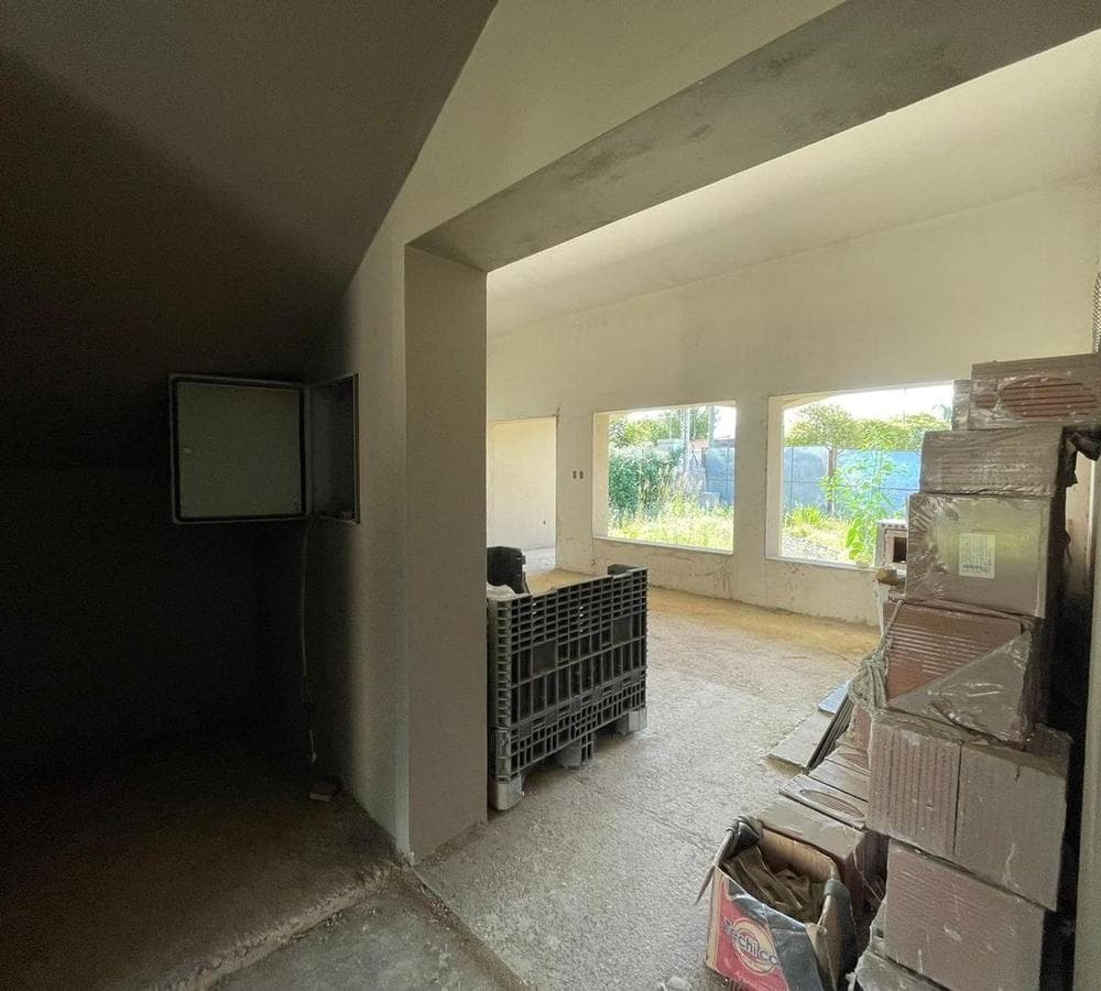 House for sale under construction, Cerro de las Rosas