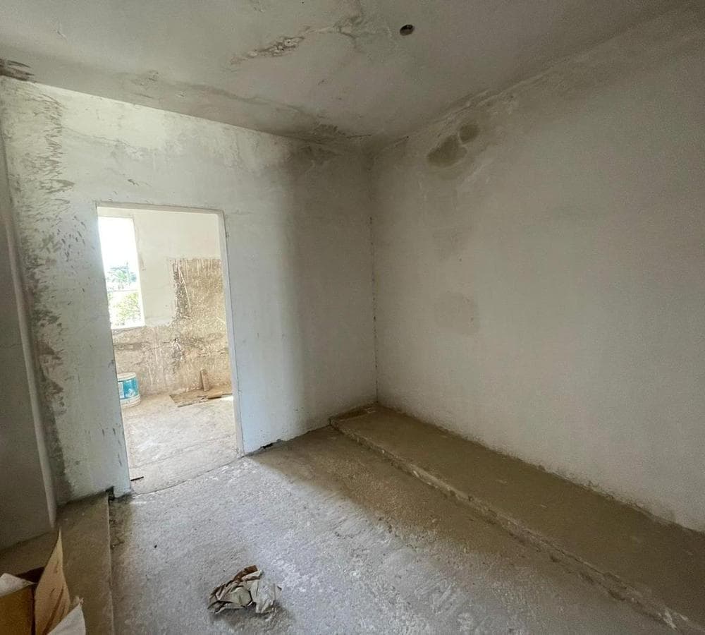 House for sale under construction, Cerro de las Rosas