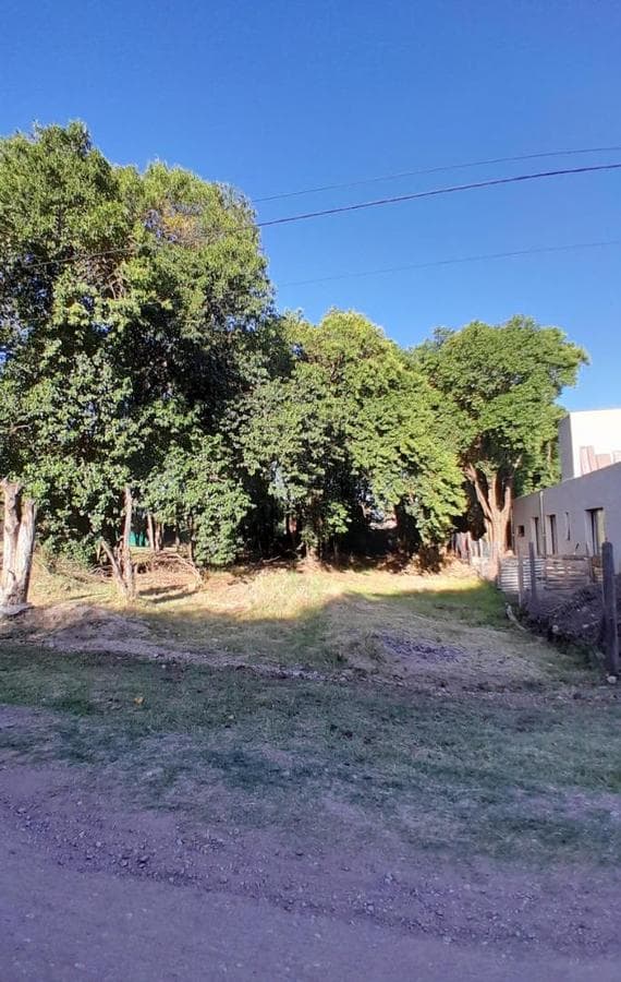 VILLA CATALINA LOT IN A GATED COMMUNITY WITH SECURITY, 400 M²