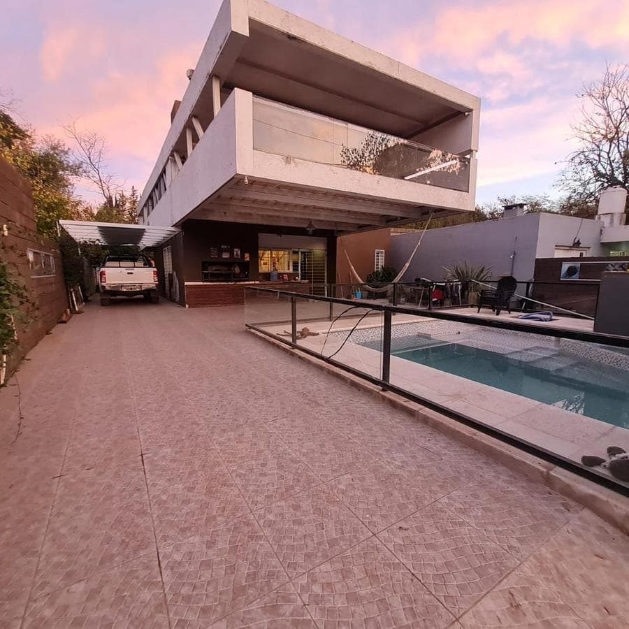 3-Bedroom House for Sale in Salsipuedes—Eligible for a Loan