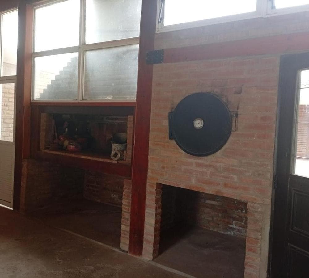 HOUSE FOR SALE IN JESUS MARIA