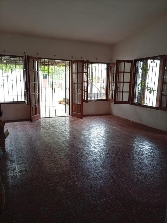 HOUSE FOR SALE IN JESUS MARIA