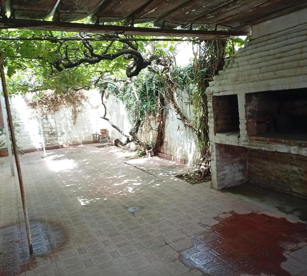 HOUSE FOR SALE IN JESUS MARIA