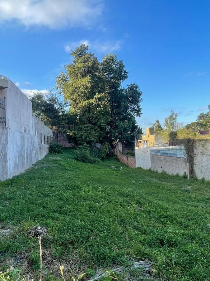 Land for Sale in the Quebrada de las Rosas Neighborhood, Córdoba.