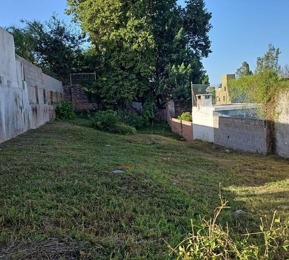 Land for Sale in the Quebrada de las Rosas Neighborhood, Córdoba.