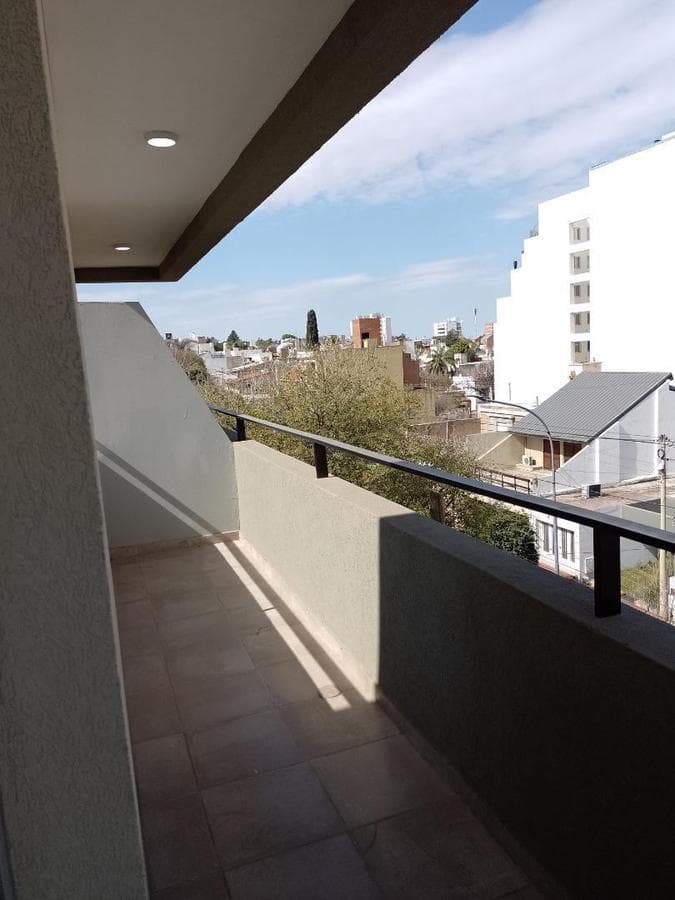 APARTMENT IN THE GENERAL PAZ NEIGHBORHOOD: 1-Bedroom with Balcony