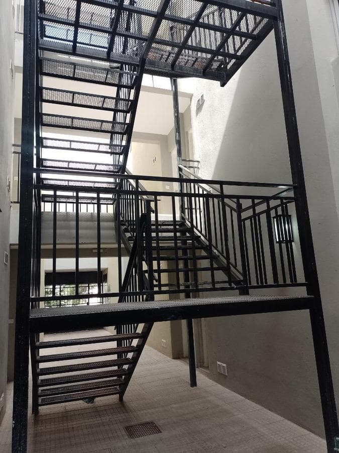 APARTMENT IN THE GENERAL PAZ NEIGHBORHOOD: 1-Bedroom with Balcony