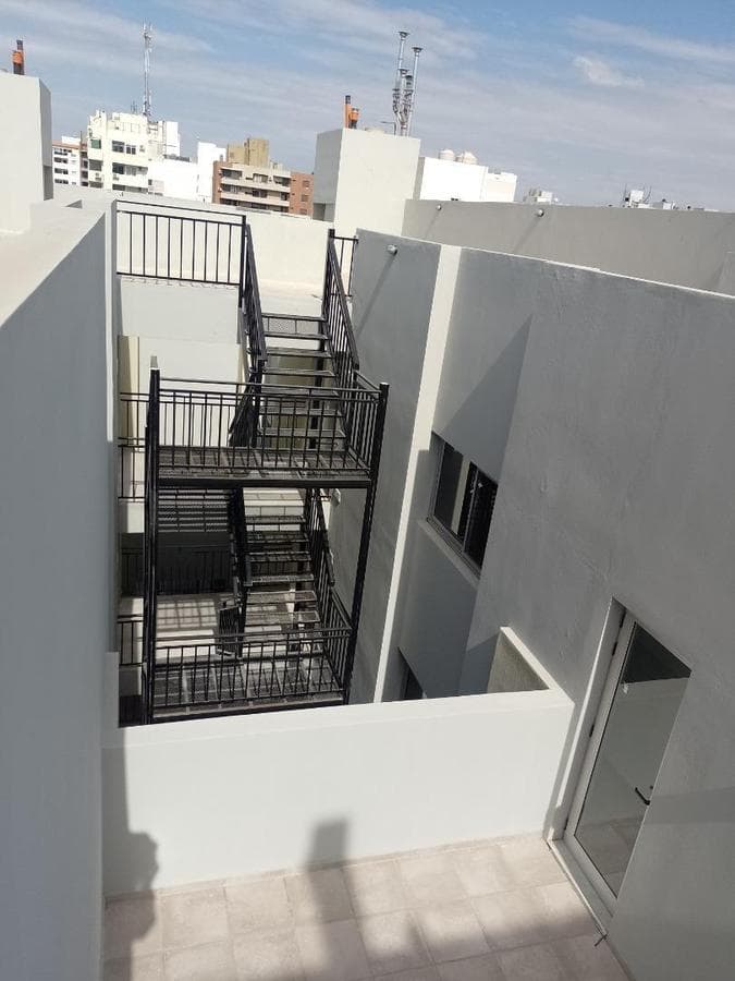 APARTMENT IN THE GENERAL PAZ NEIGHBORHOOD: 1-Bedroom with Balcony