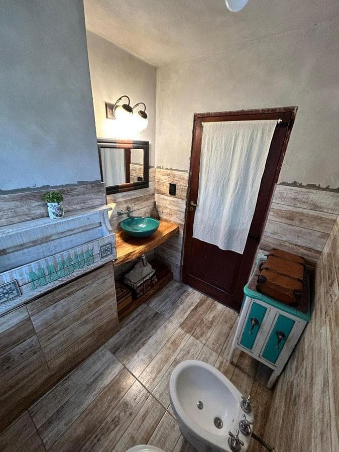 HOUSE FOR RENT JUST A FEW METERS FROM THE RIVER