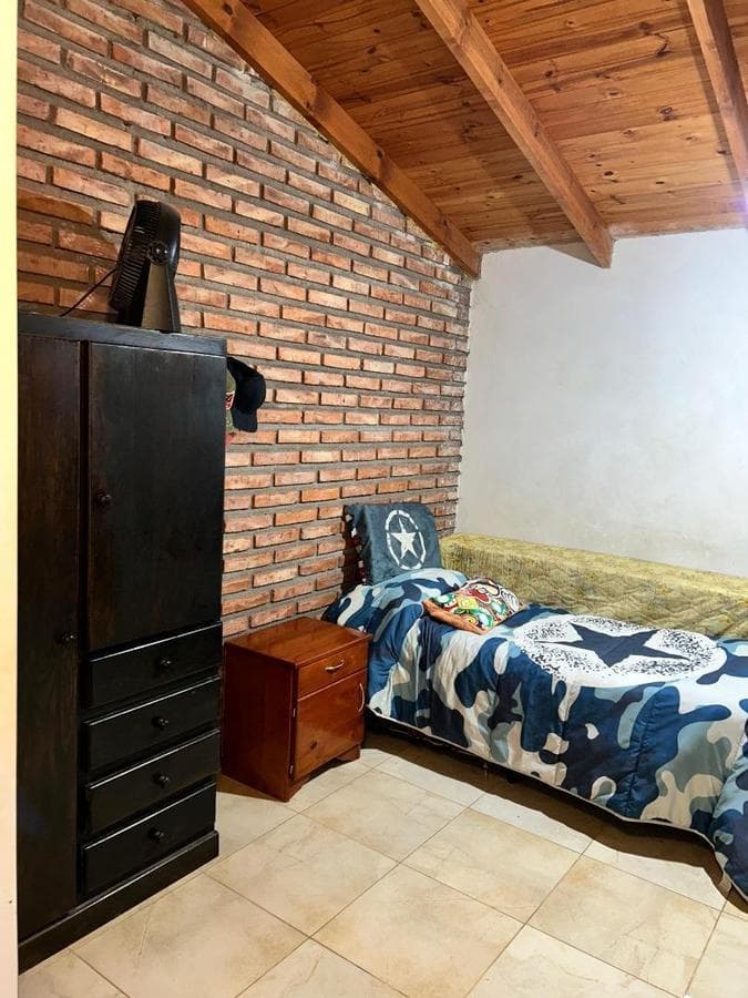 HOUSE FOR RENT JUST A FEW METERS FROM THE RIVER