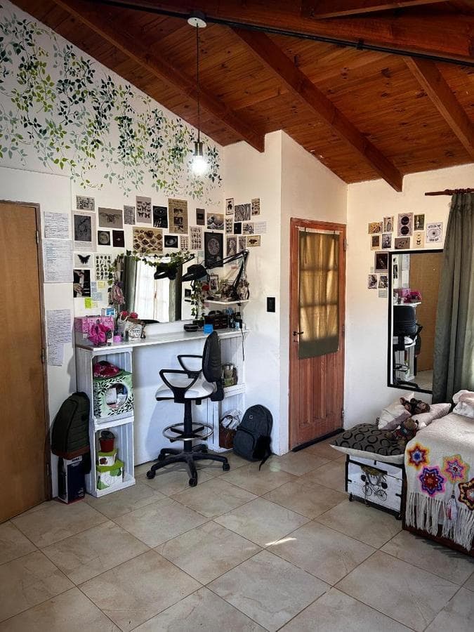 HOUSE FOR RENT JUST A FEW METERS FROM THE RIVER