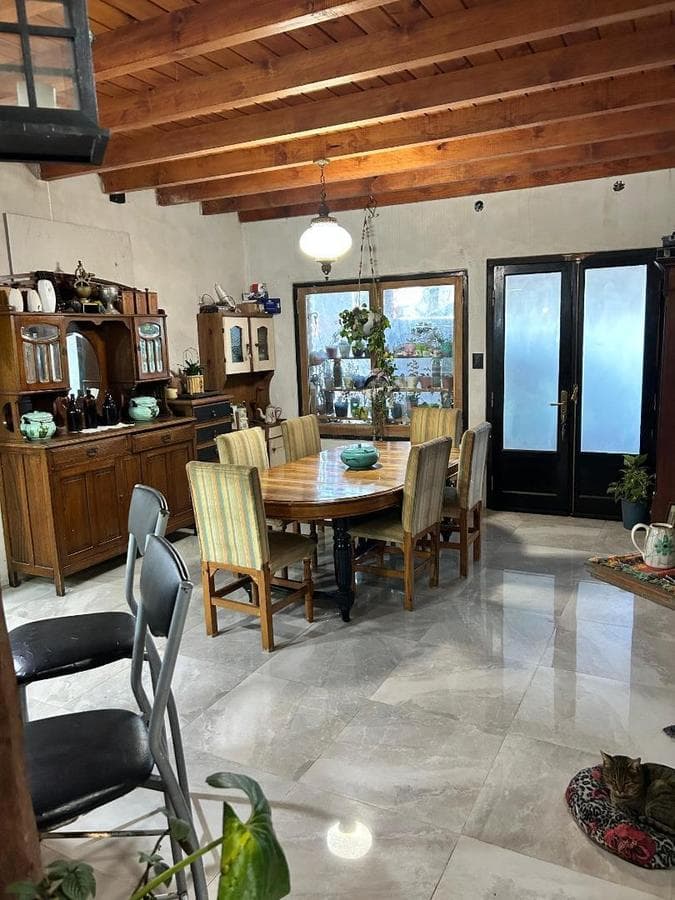 HOUSE FOR RENT JUST A FEW METERS FROM THE RIVER