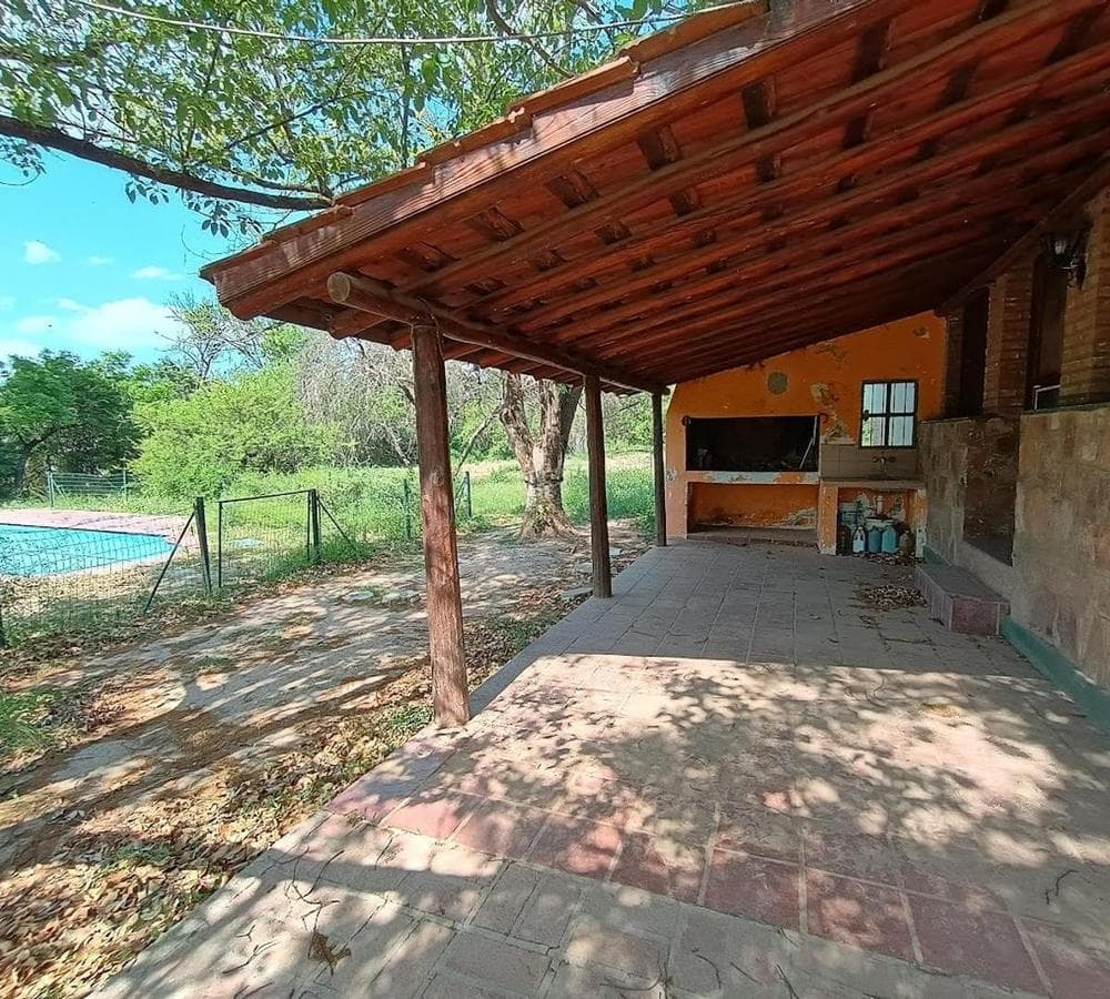 HOUSE FOR SALE on 1 ha of land with a shed - SALSIPUEDES