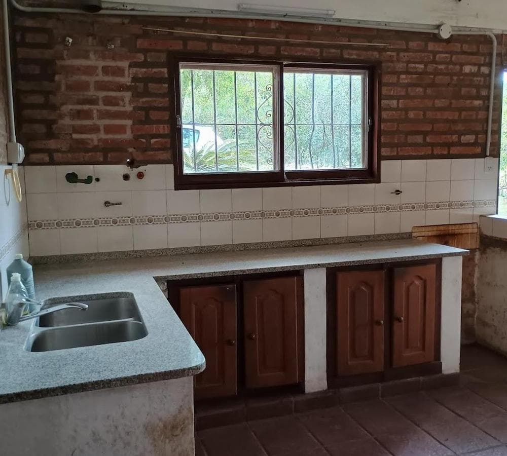 HOUSE FOR SALE on 1 ha of land with a shed - SALSIPUEDES